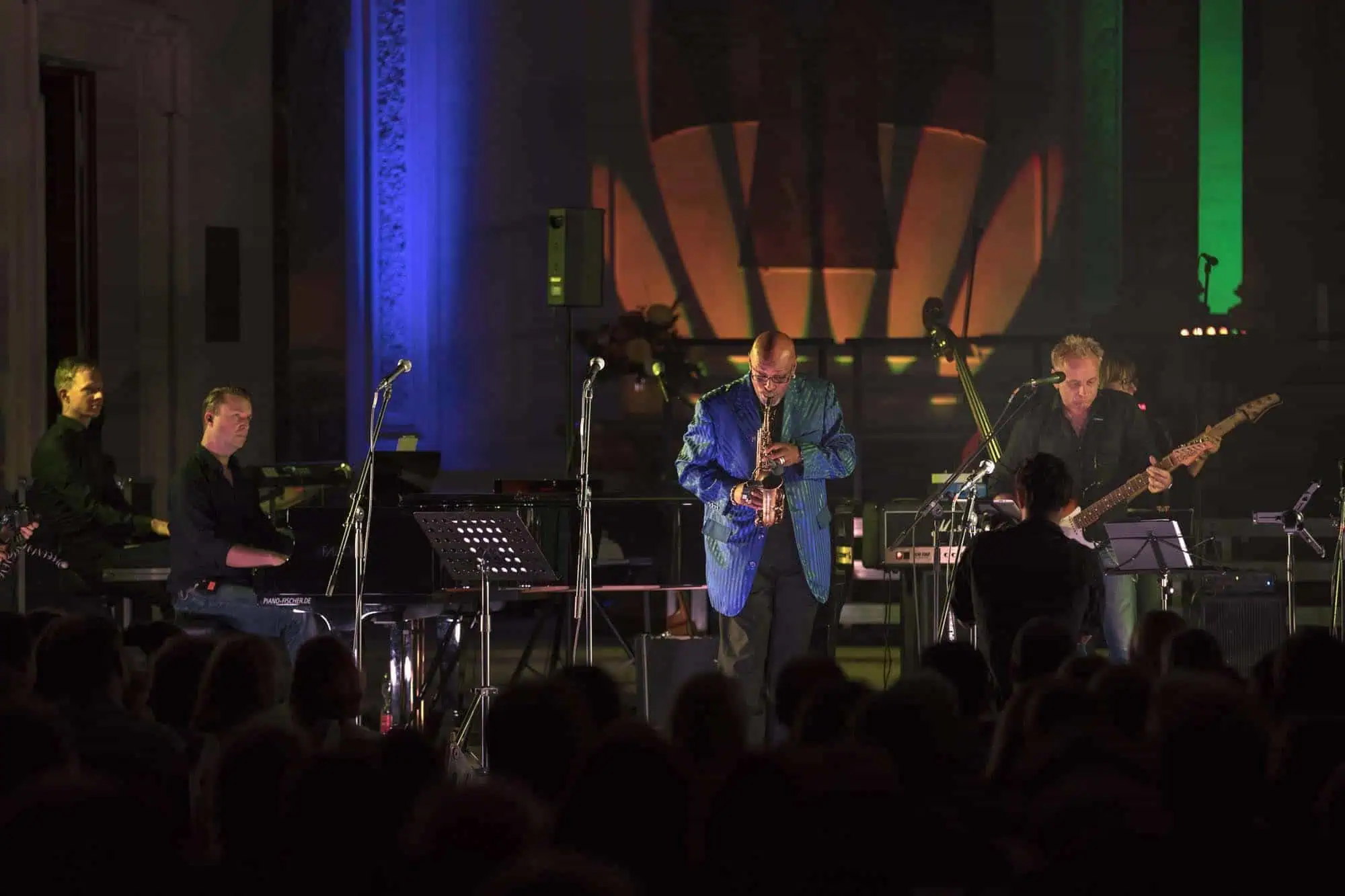 Benefit concert – image 4