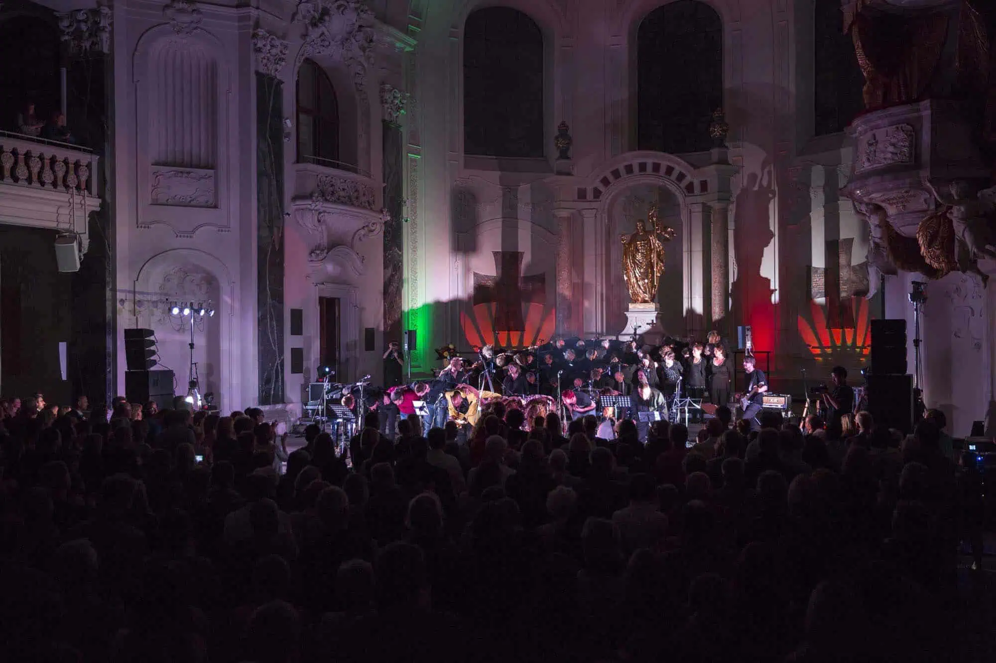 Benefit concert – image 8