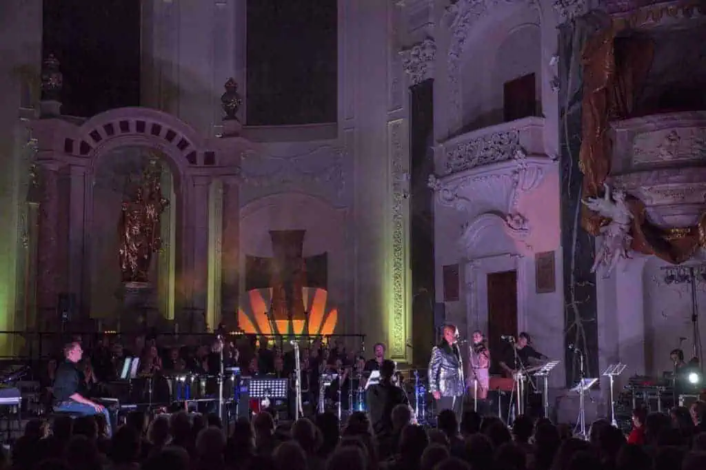 Benefit concert – image 37