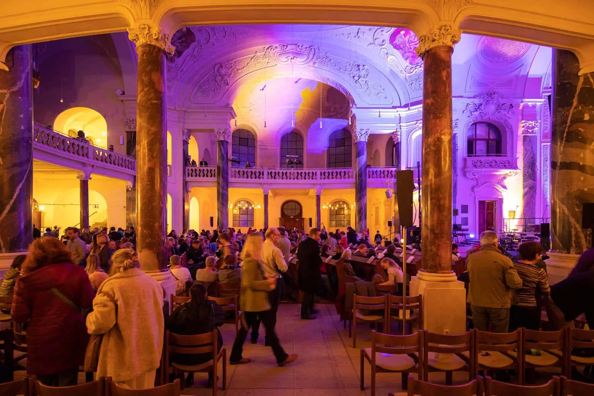 Benefit concert – image 8