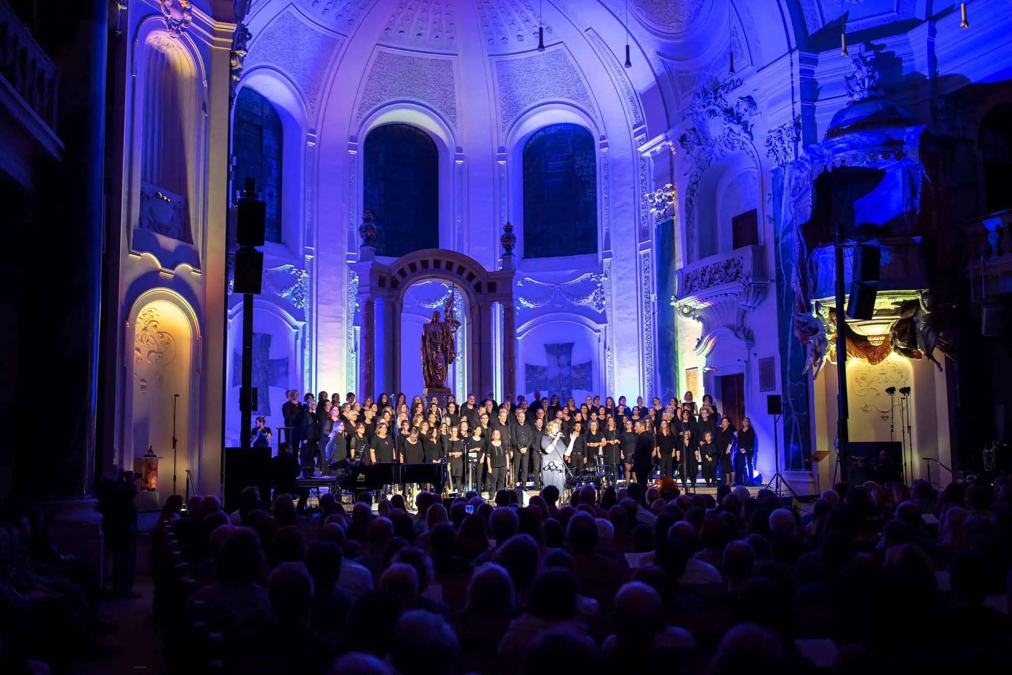 Benefit concert – image 21