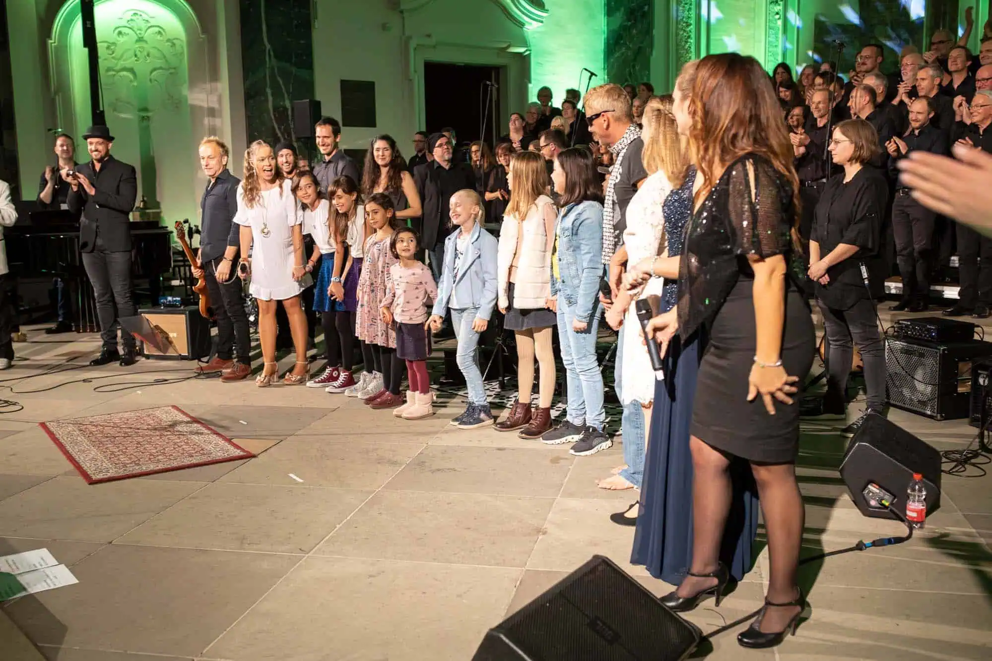Benefit concert – image 91