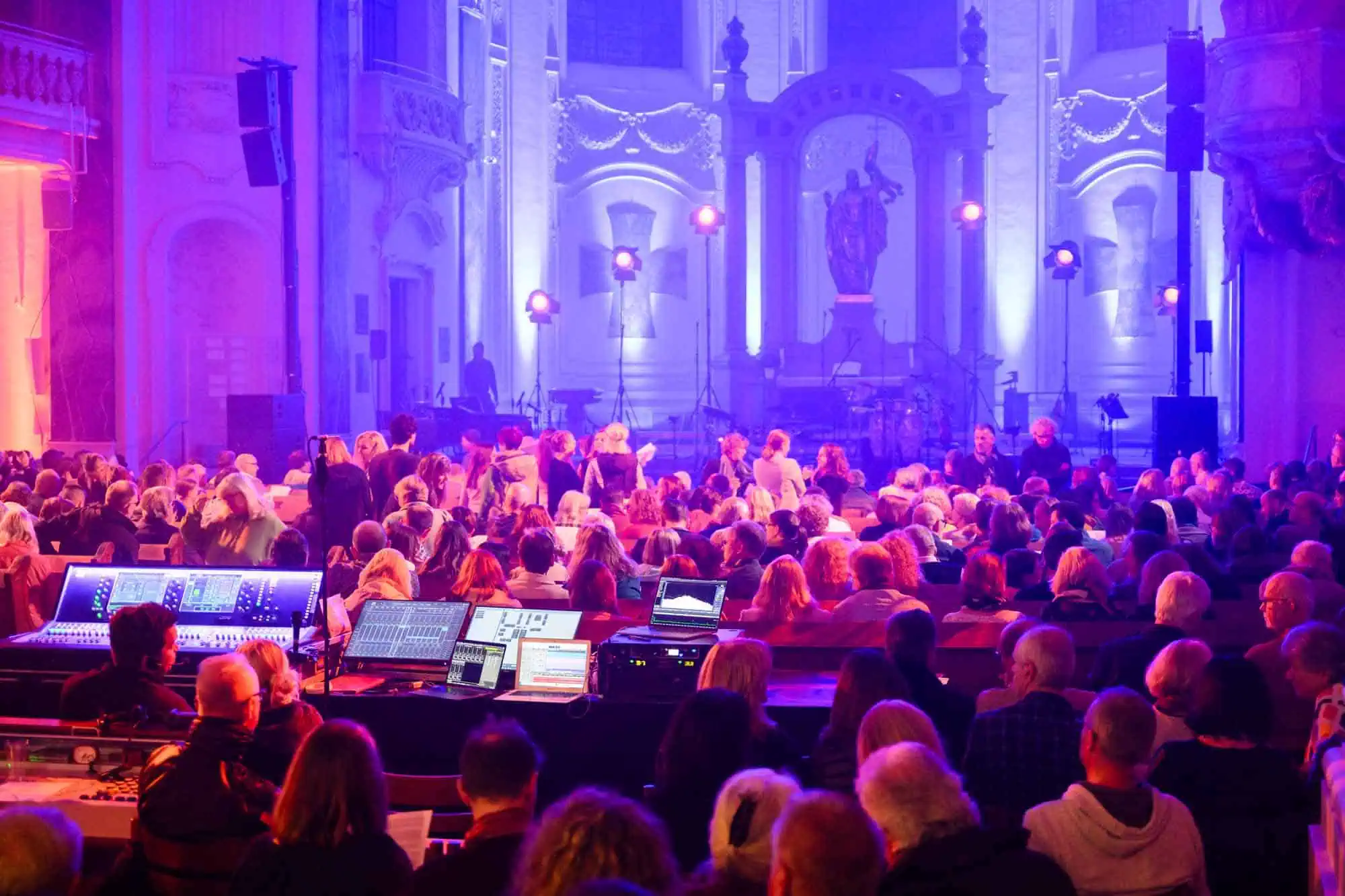 Benefit concert – image 27