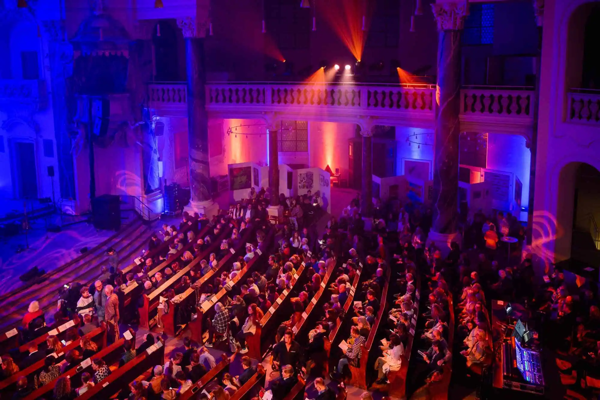 Benefit concert – image 30