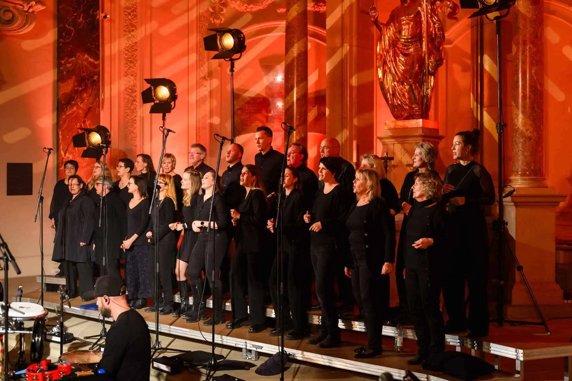 Benefit concert – image 39
