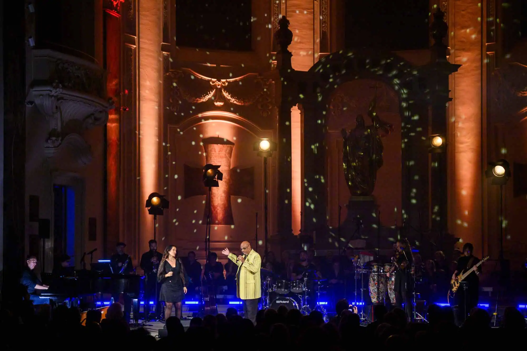 Benefit concert – image 89