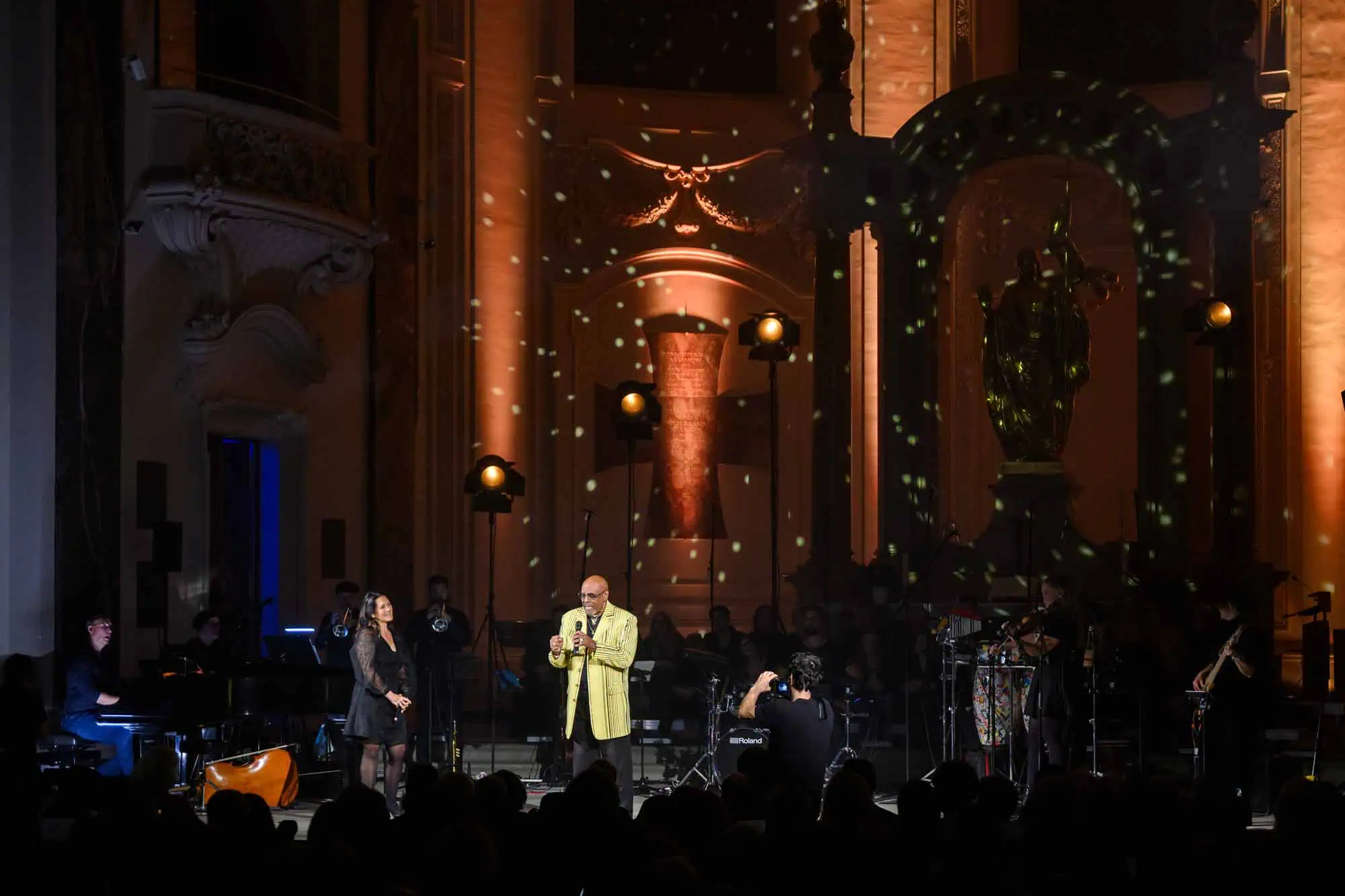 Benefit concert – image 90