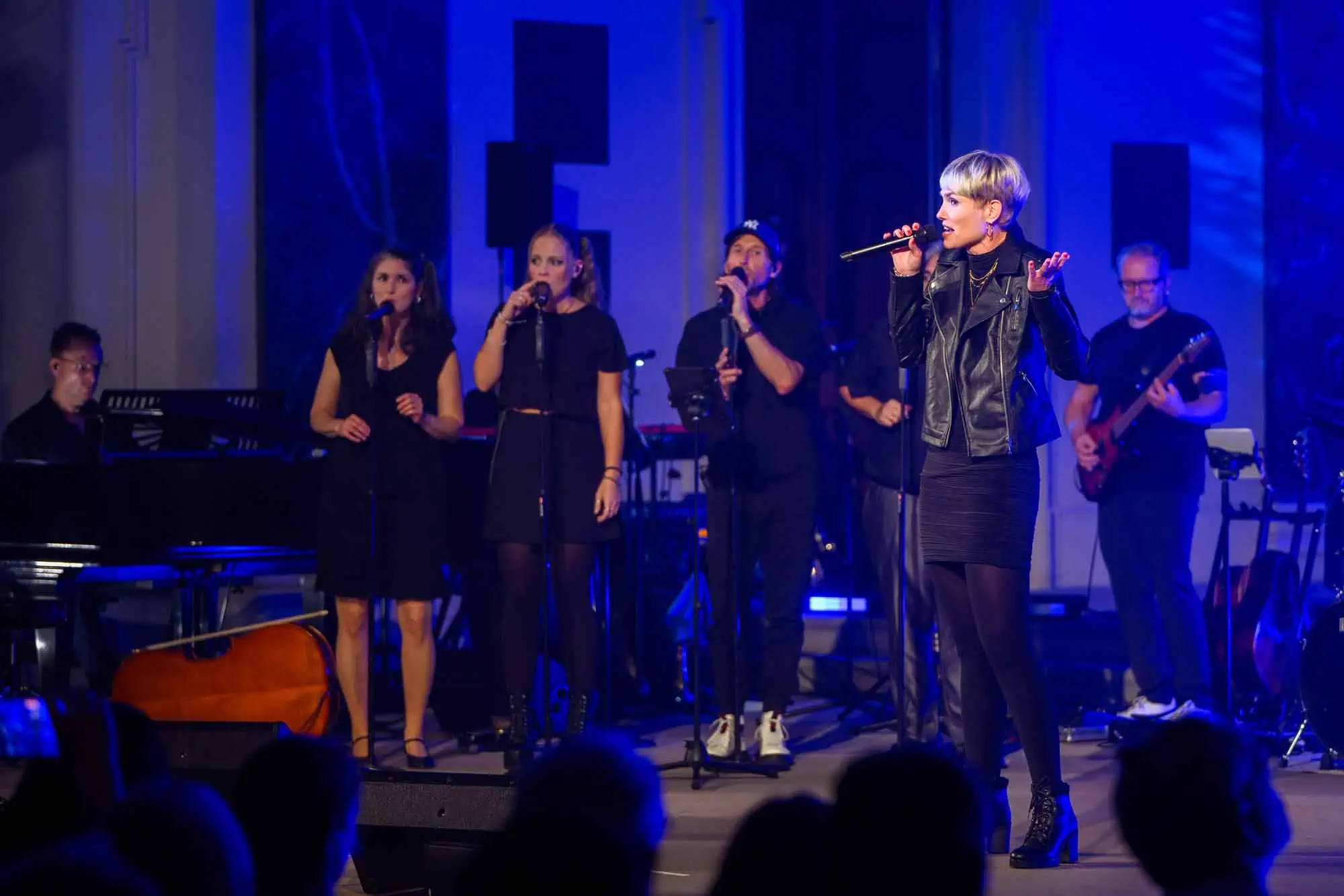 Benefit concert – image 96