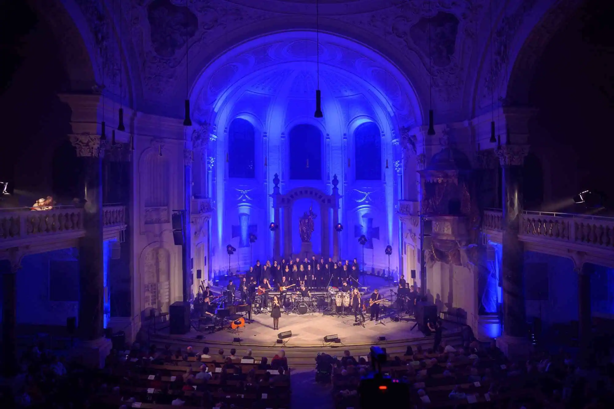 Benefit concert – image 116