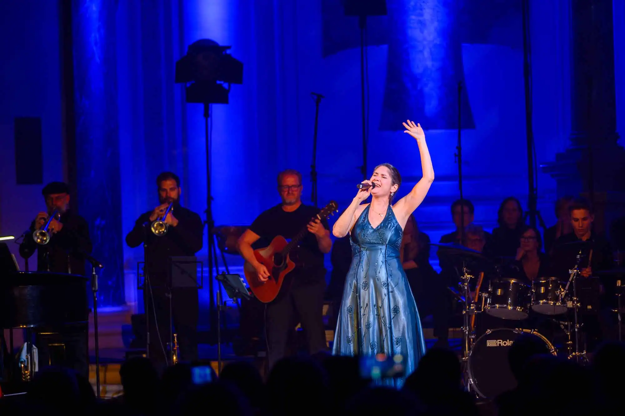 Benefit concert – image 136