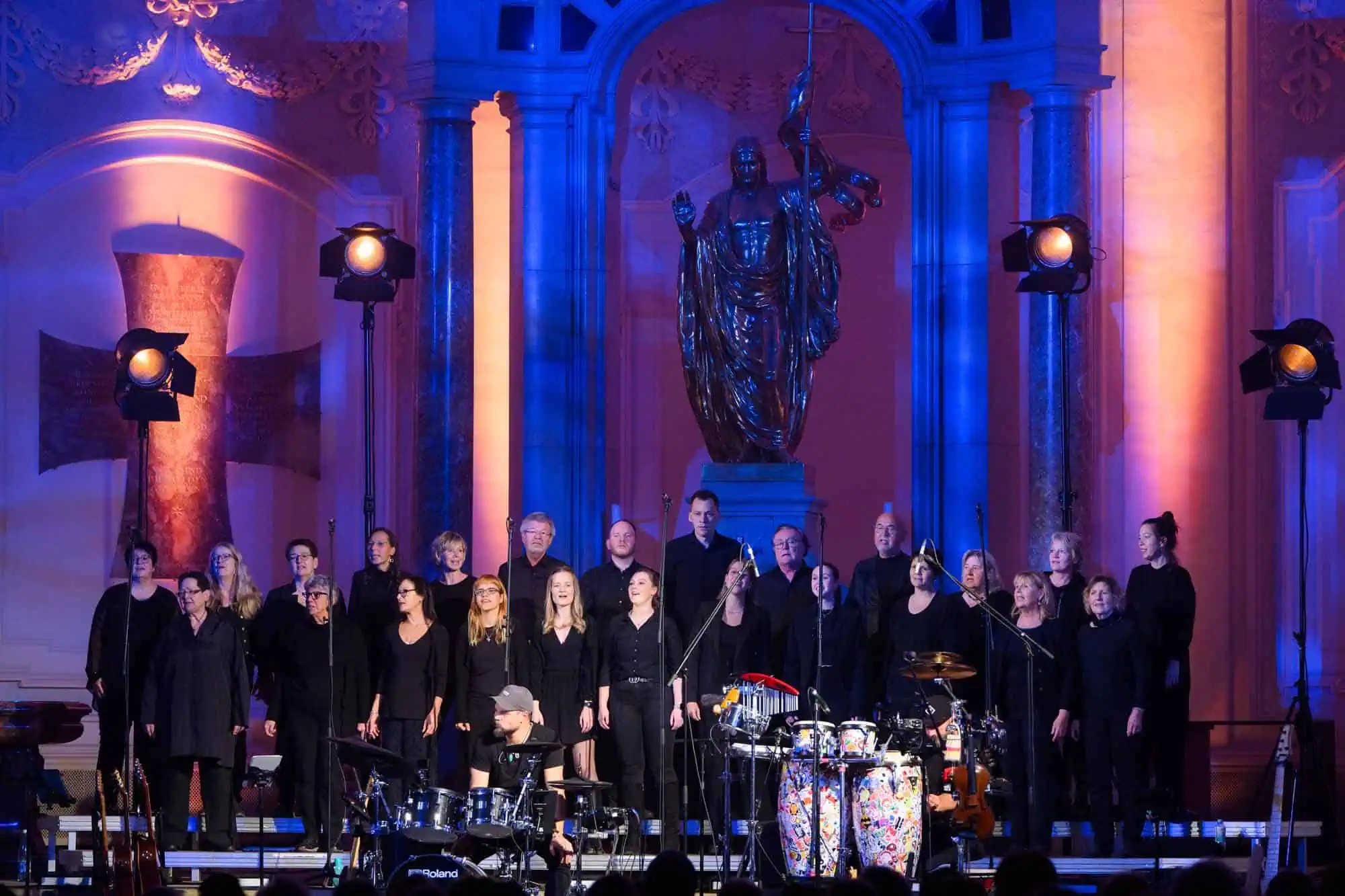 Benefit concert – image 149