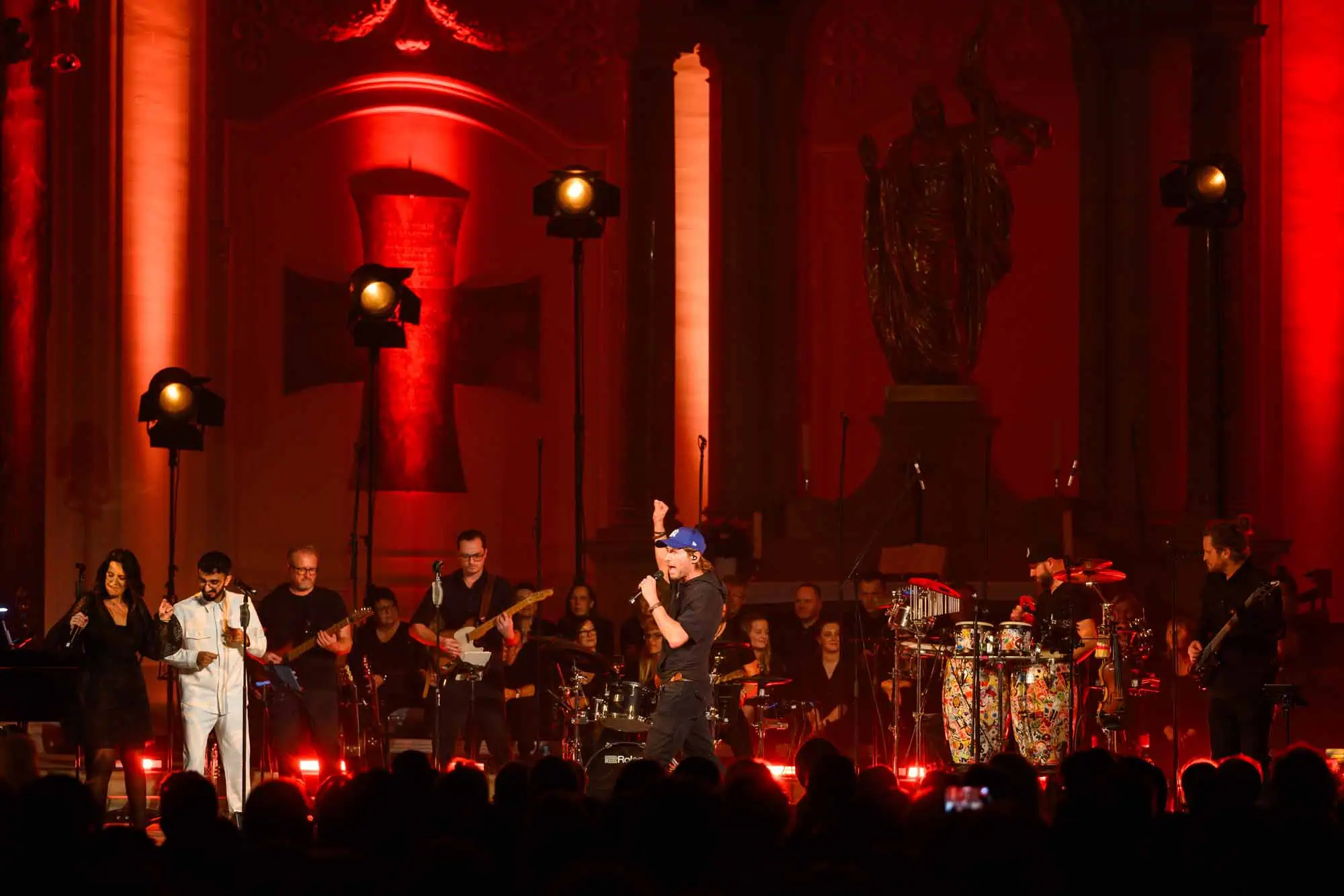 Benefit concert – image 167