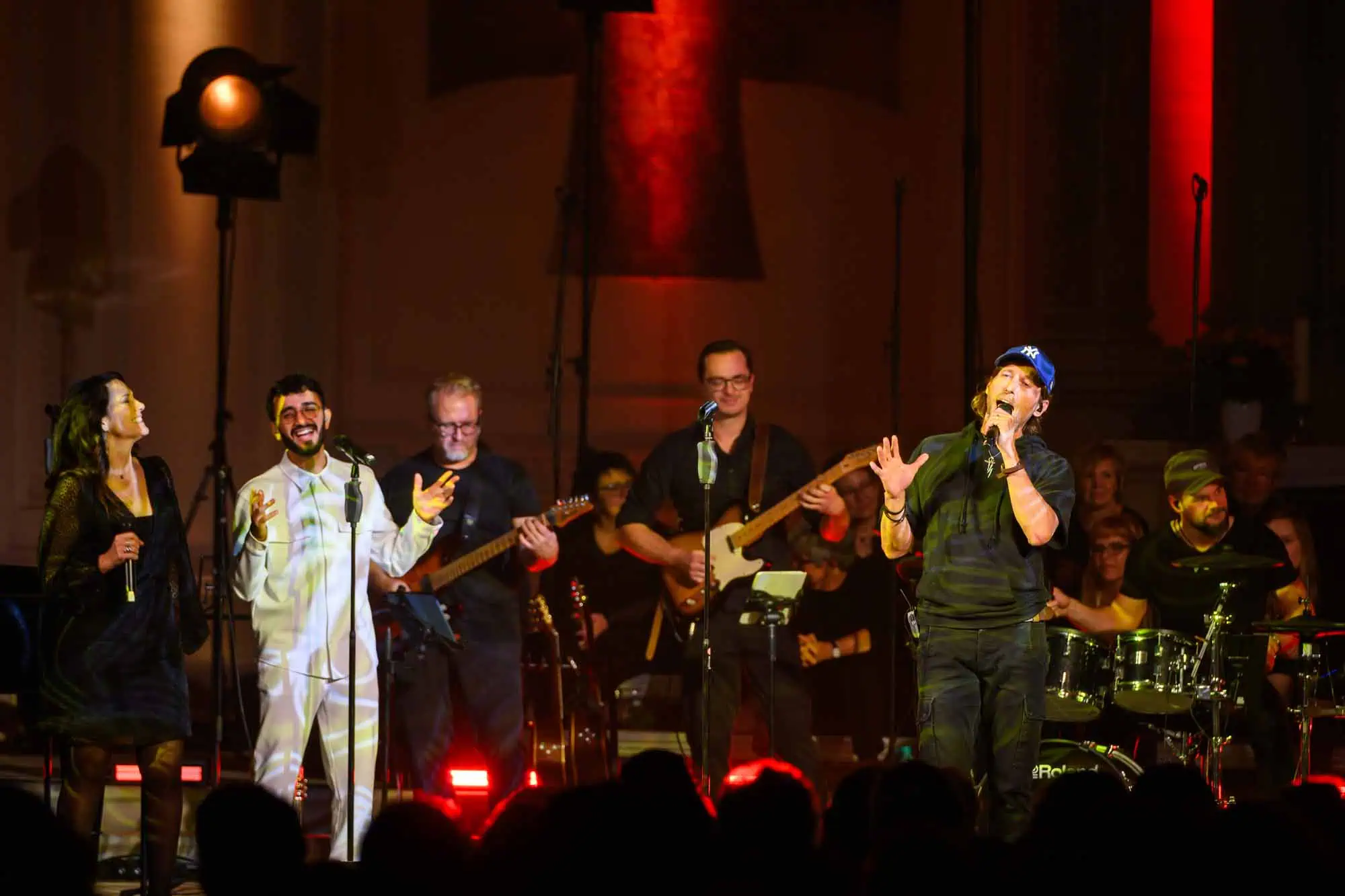 Benefit concert – image 168