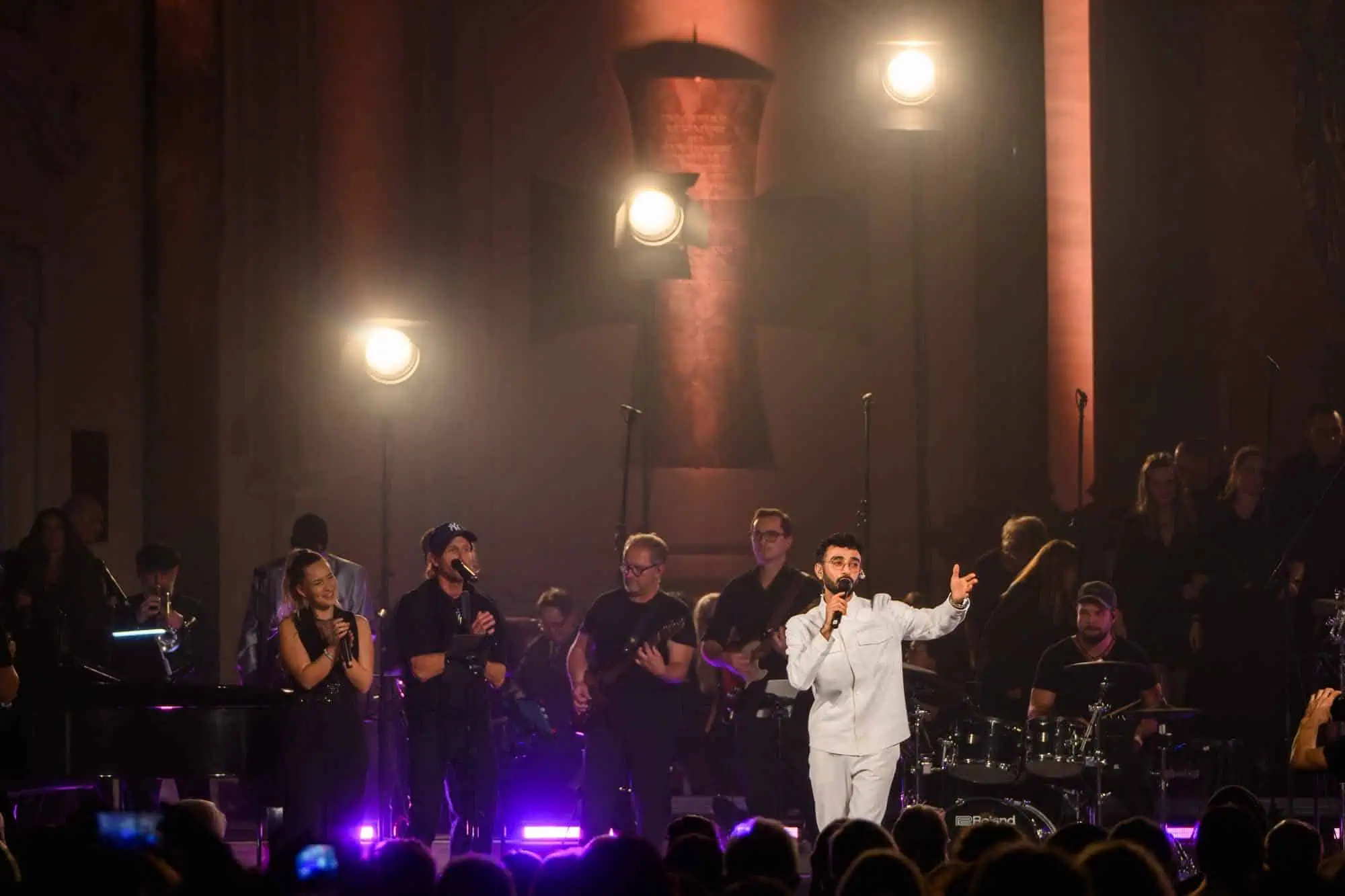 Benefit concert – image 177