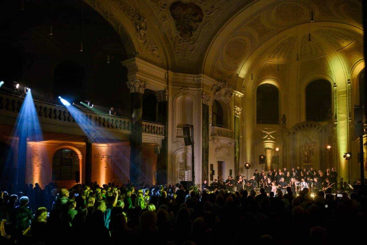 Benefit concert – image 184